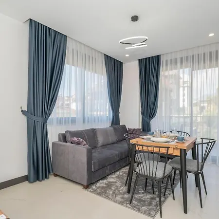 Summer Valley 1, Very Close To The Sea With Full Activities Apartment Alanya
